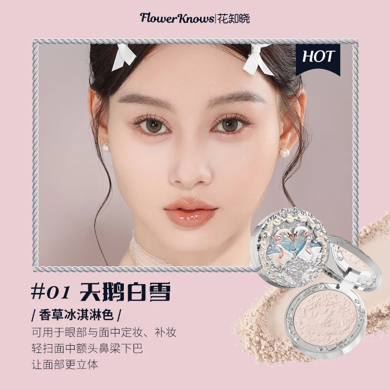 Blush Compacto Flower Knows Swan Ballet – Toque Aveludado com Embossado Artístico