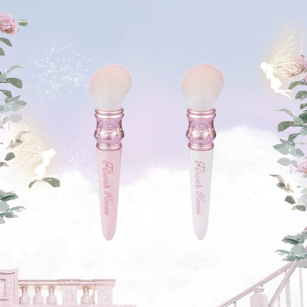 Pincel de Blush Flower Knows Midsummer Fairytales – Toque Mágico
