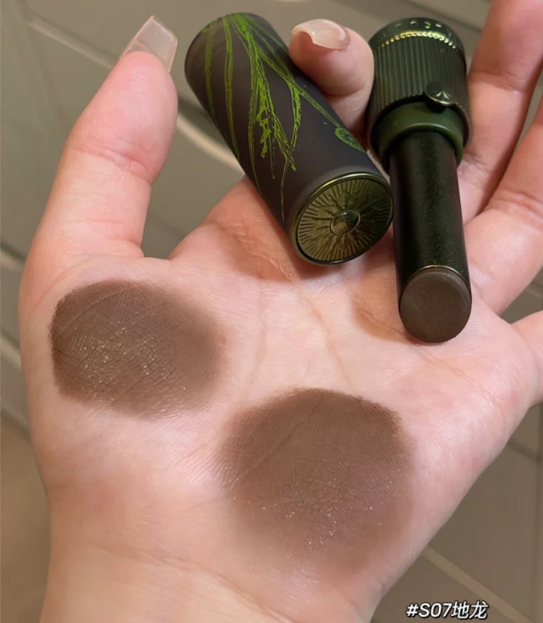 Batom da Girlcult Matte & Glossy - Retorno a Botânica