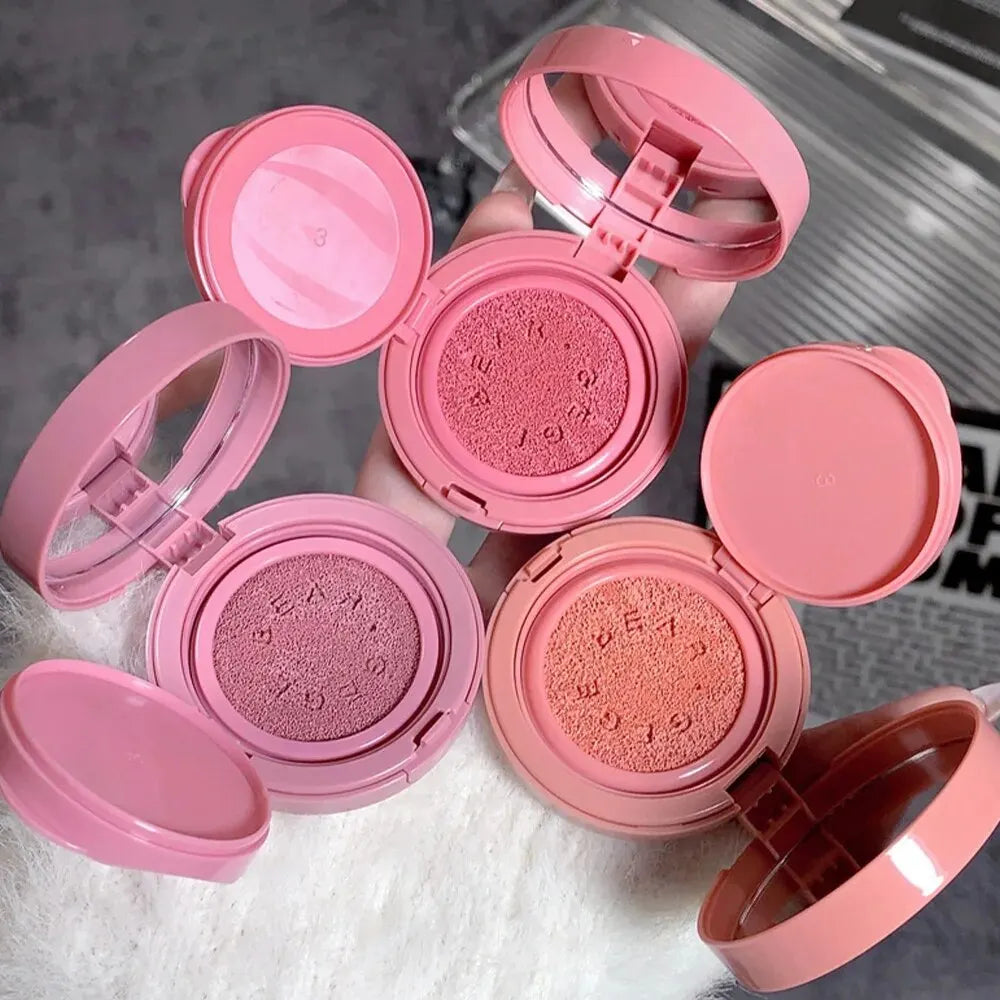 Gege Bear Air Cushion Blusher – Blush Compacto com Puff | Edição Colecionável