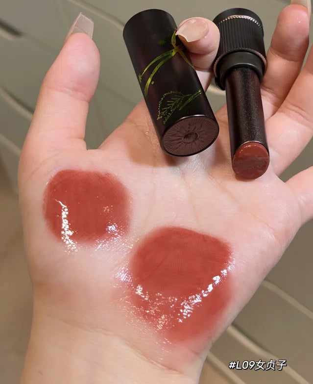 Batom da Girlcult Matte & Glossy - Retorno a Botânica