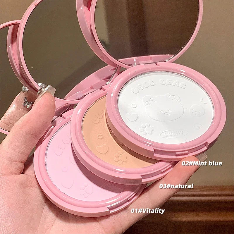 🐻 Cute Leather Concealer Powder Gege Bear – Pó Compacto Matte com Efeito Suave & Embalagem Fofa